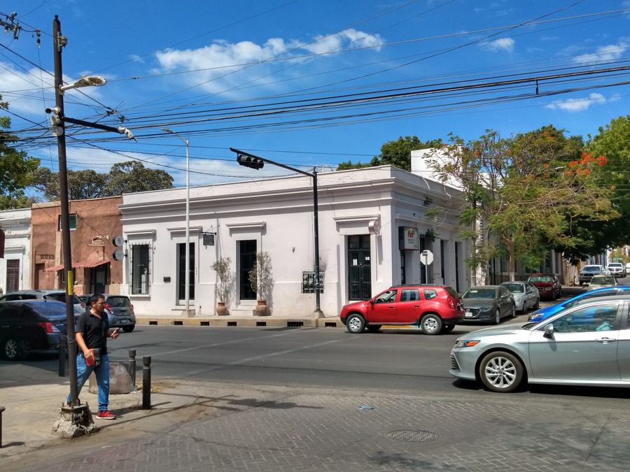 Oficina, Calle Aquiles Serdán #504